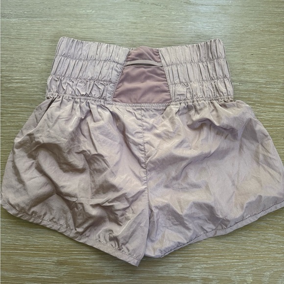 Free People FP Movement The Way Home Mauve Color Athletic Shorts size small 4 6 - Picture 3 of 6